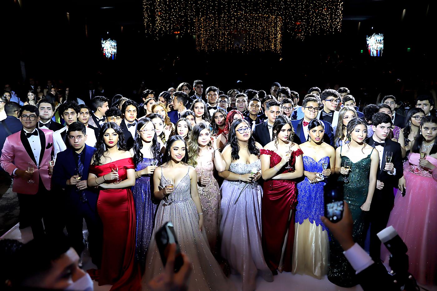 Fiesta de gala para los senior 2022 de la Estancia School