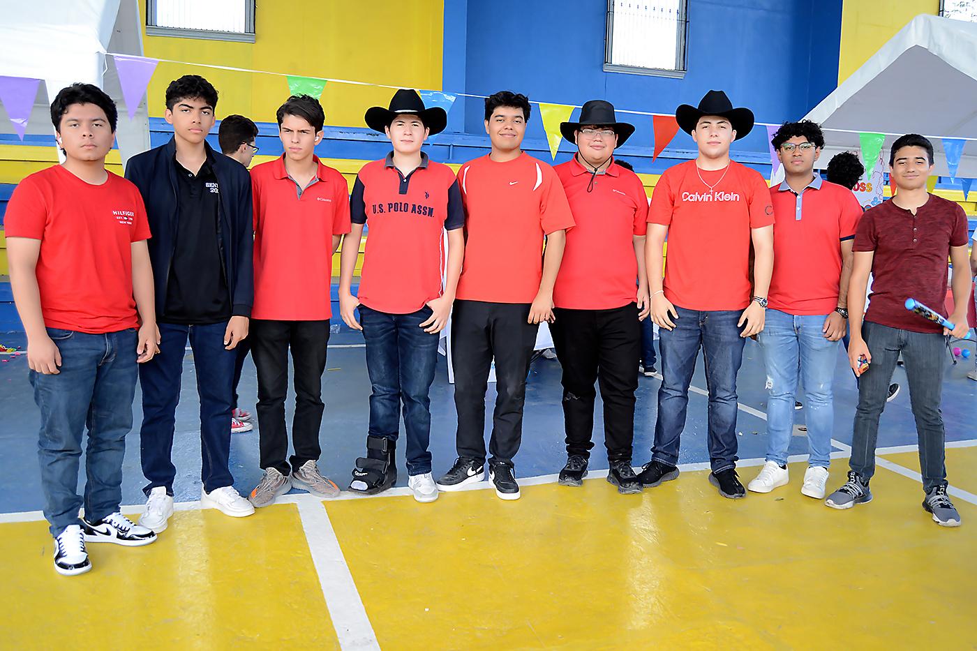 Seniors 2024.