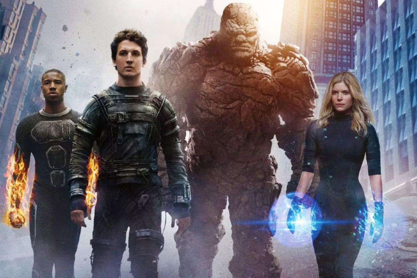 <b>2. Fantastic Four.</b> La película intentó dar un giro oscuro y realista al equipo de superhéroes, pero terminó siendo un fracaso tanto crítico como comercial. Con un guion inconsistente, personajes mal desarrollados y una narrativa que se sentía forzada y apresurada, el filme no logró capturar la esencia de los Cuatro Fantásticos. Recibió una calificación de 9% en Rotten Tomatoes.