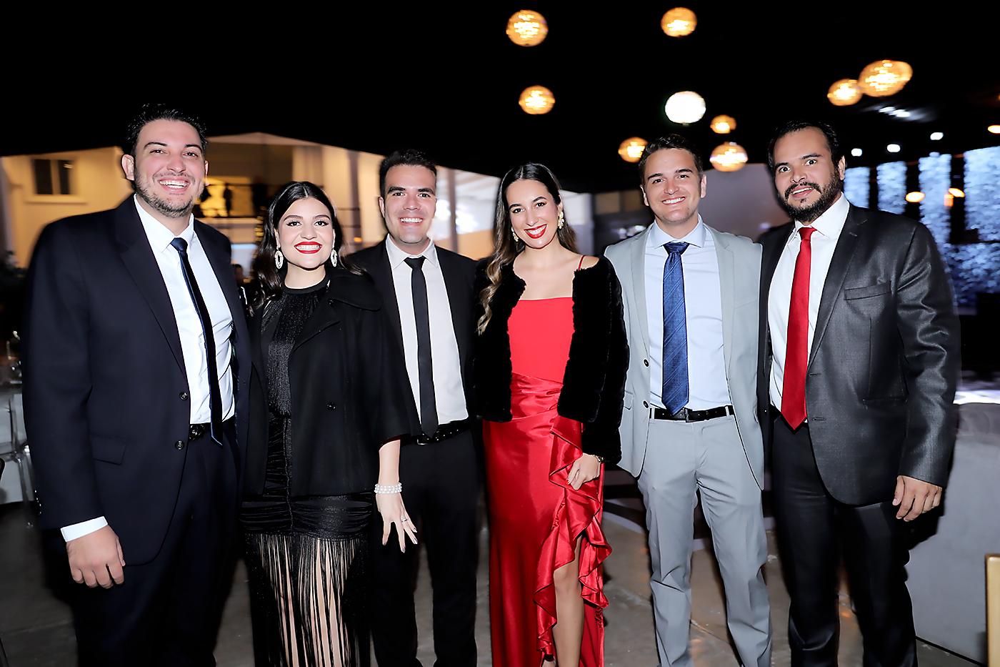 Alejandro y Joanna Aguilar, Luis Ricardo y Daniela Espinal, Fernando Aragón y Carlos Rubén Martínez