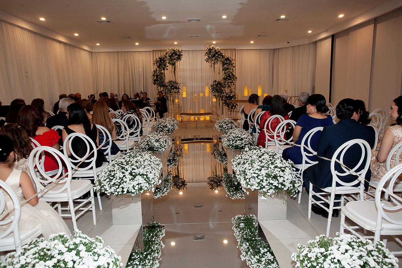 El salón Merendón fue transformado en una capilla ceremonial.