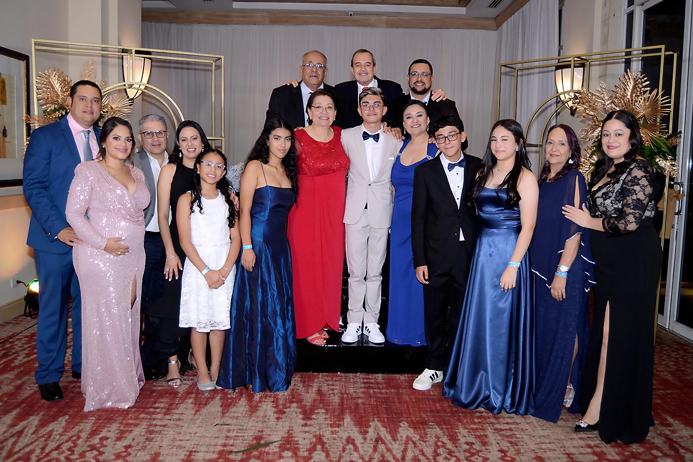 Sf Prom Fiesta de la prom 2024 de San Francisco del Sales School