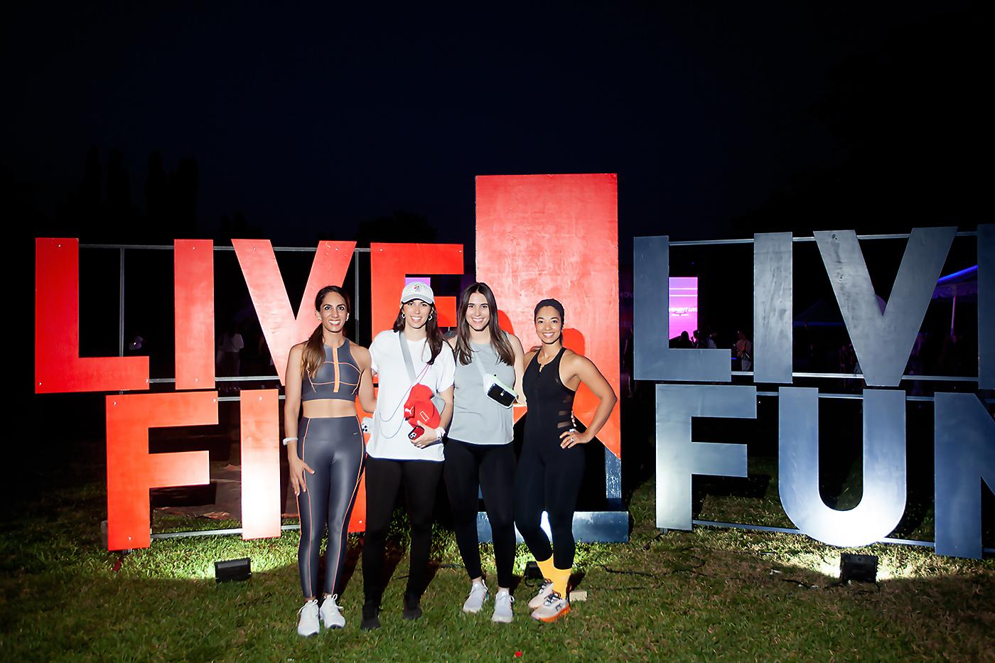 Ofelia Nazar, Angie Pineda, Melanie Nazar y Ana Gamez.