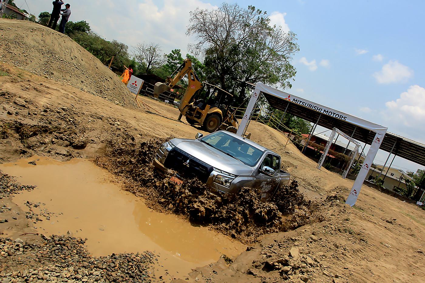 Off Road de Mitsubishi 4X4 L200 2025