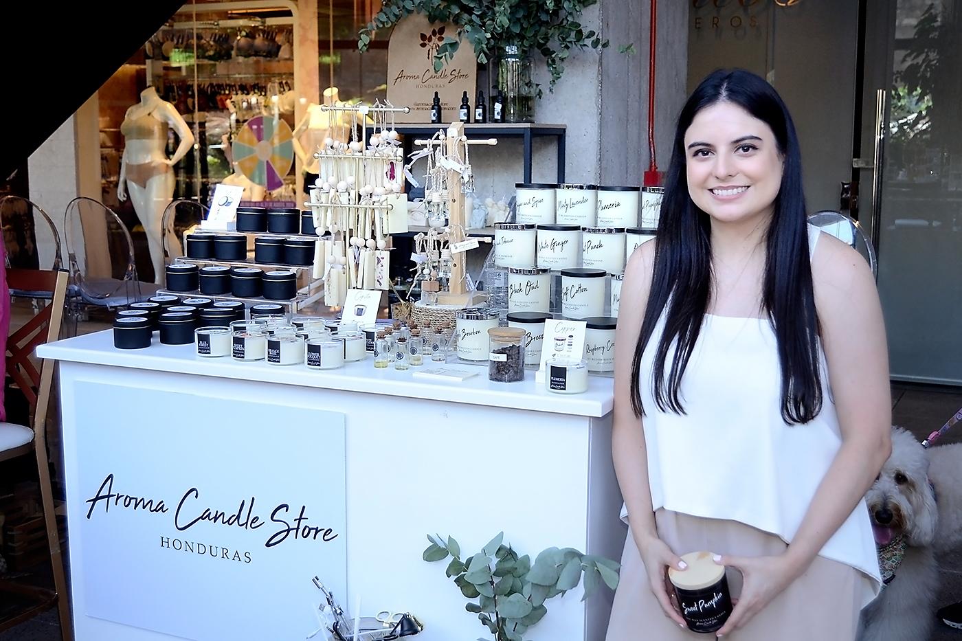 Amy Ramos de Aroma Candle Store.