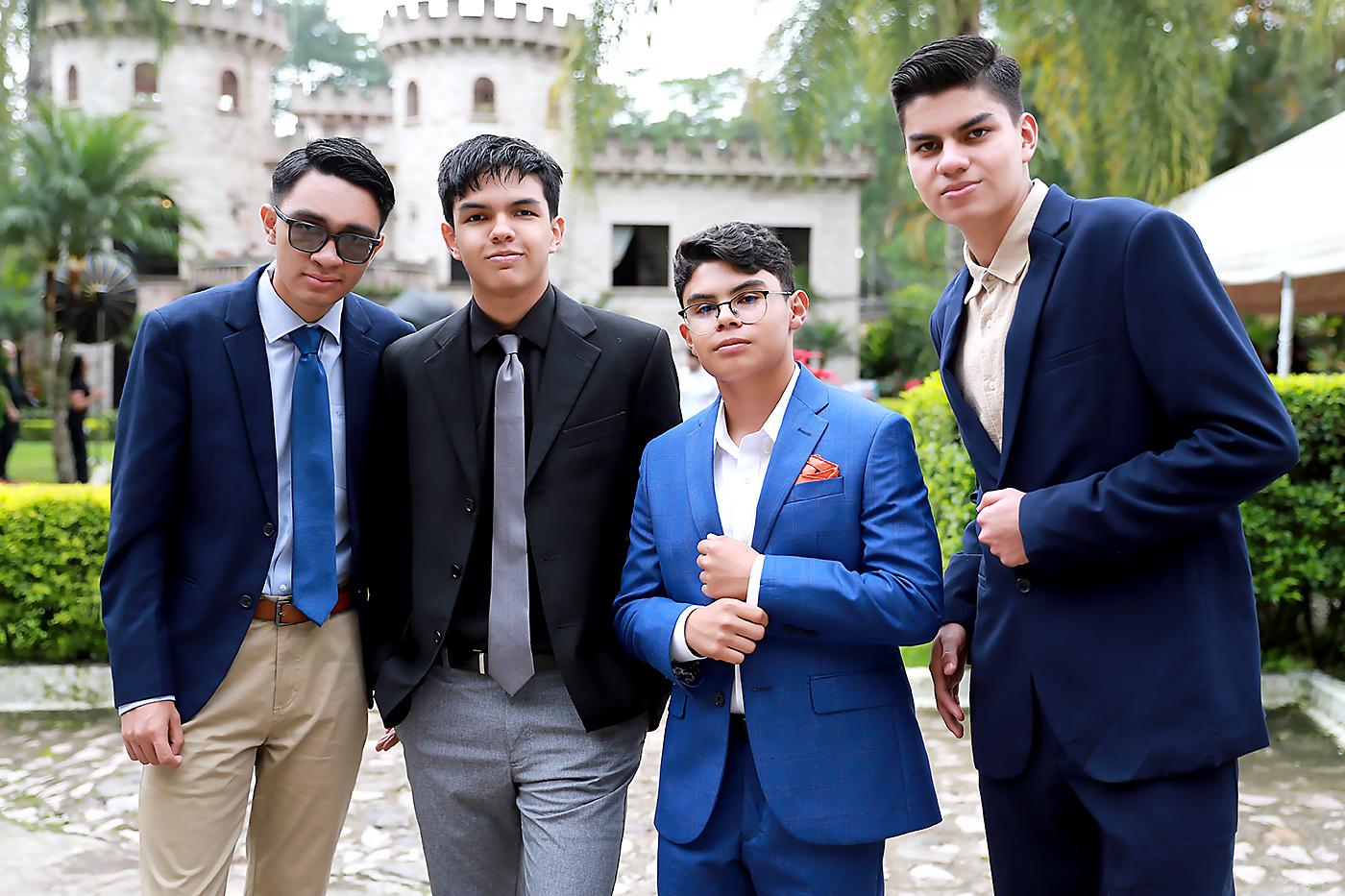 Carlos Canales, David Nolasco, Anthony Ávilez y Gabriel Ponce. 