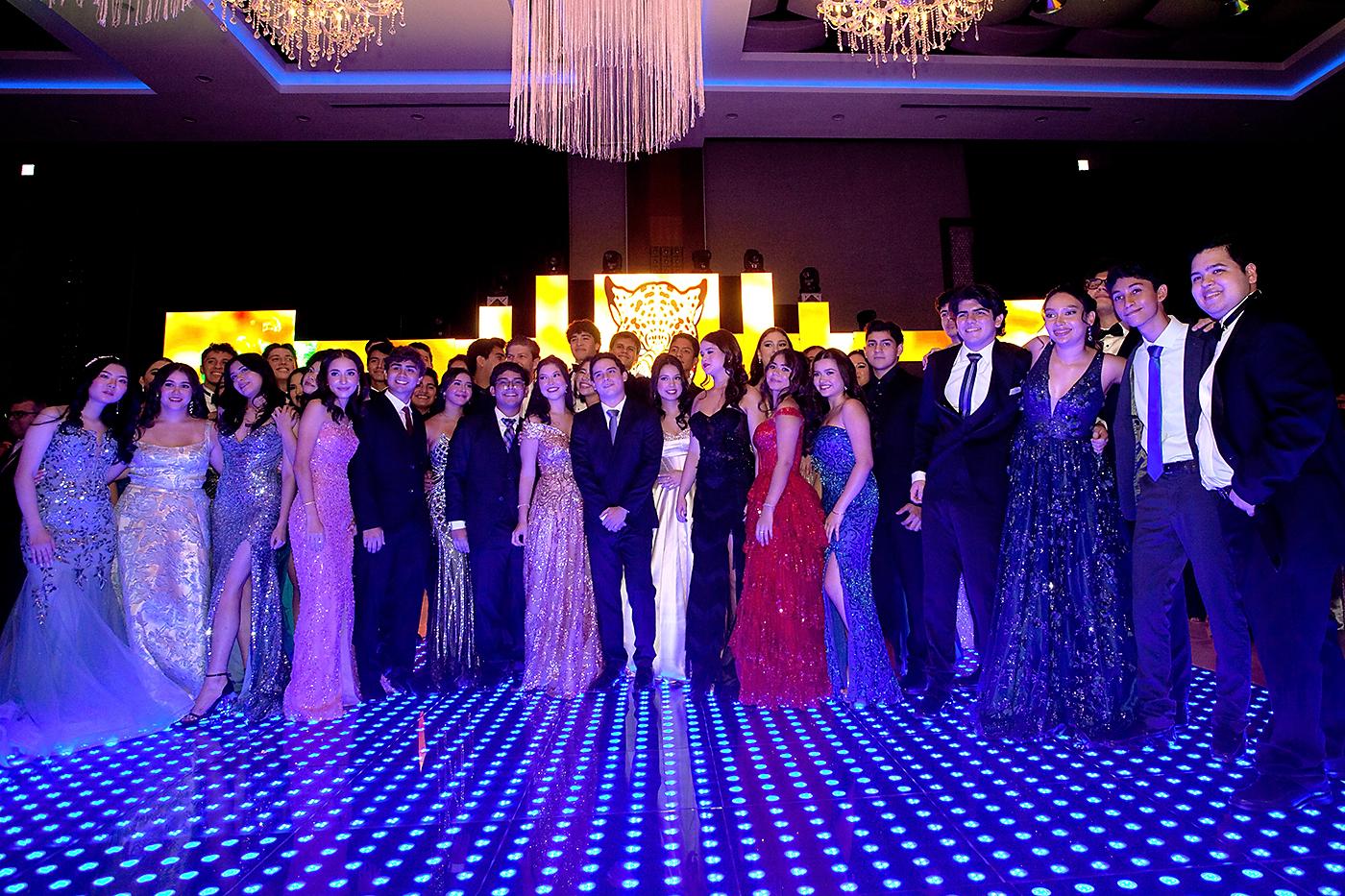 Fiesta de la prom 2024 de Seran School