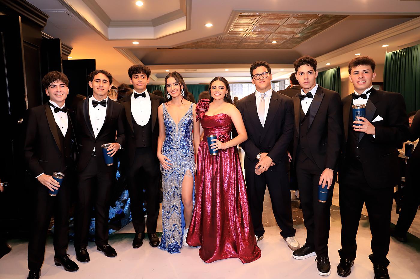 Joaquín Salgado, José Andrés Martínez, Diego Ortez, Ivanna Almendares, Ana Lucía Girón, Eduardo Larios, Danilo Alvarado e Italo Martel