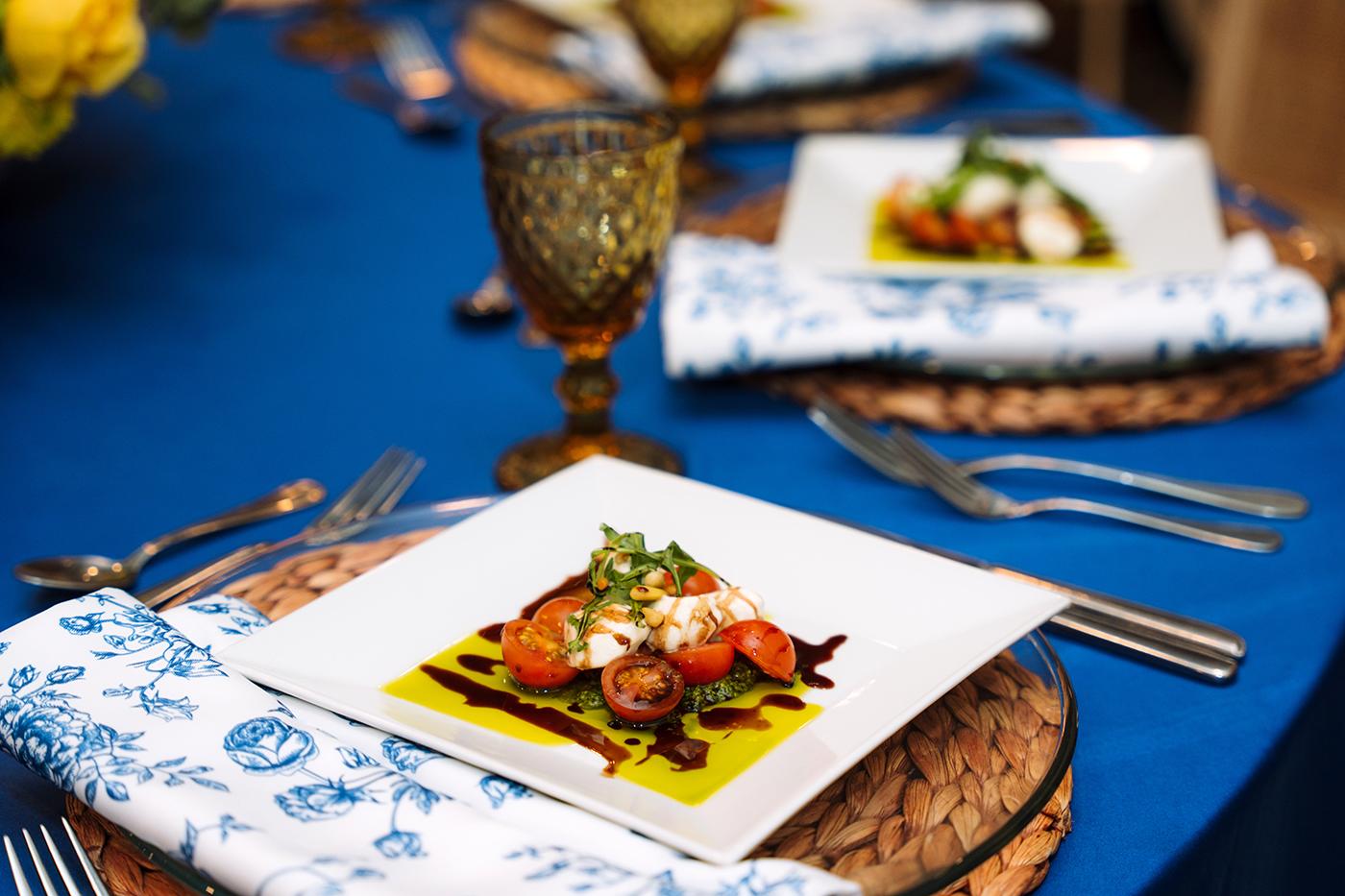 Ensalada Caprese con Vinagreta y Arugula.