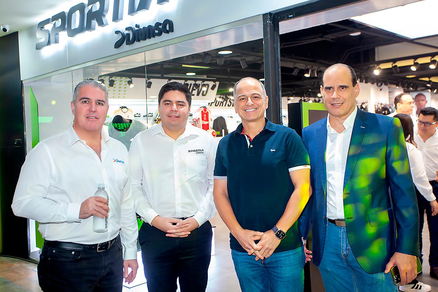 Luis Pedro Morales, Mauricio Contreras, Jason Hawit y Antonio Mires.
