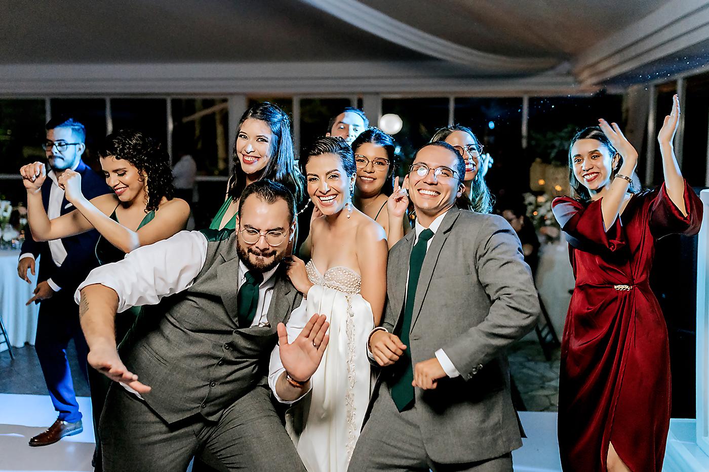 Karla Espinal, Mónica Catocho, Octavio Zavala, Paola Jiménez, Katherine Núñez, Ana Bonilla, Benjamín Barahona, y Sara Bonilla