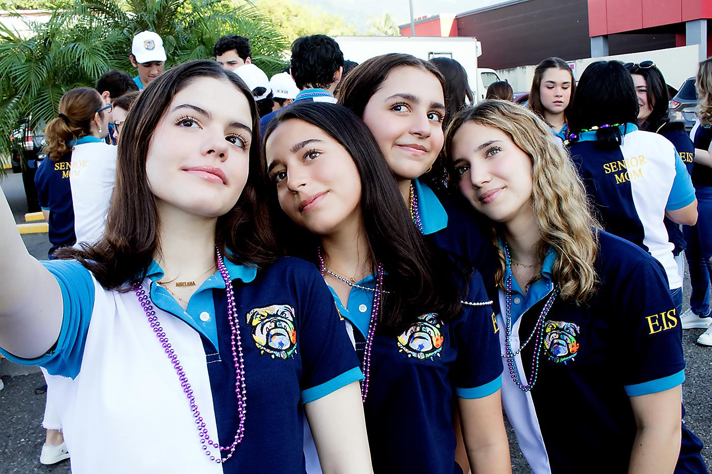 Adriana Teruel, Natalia Córdoba, Catherine Reynaud y Marianne Ustariz.