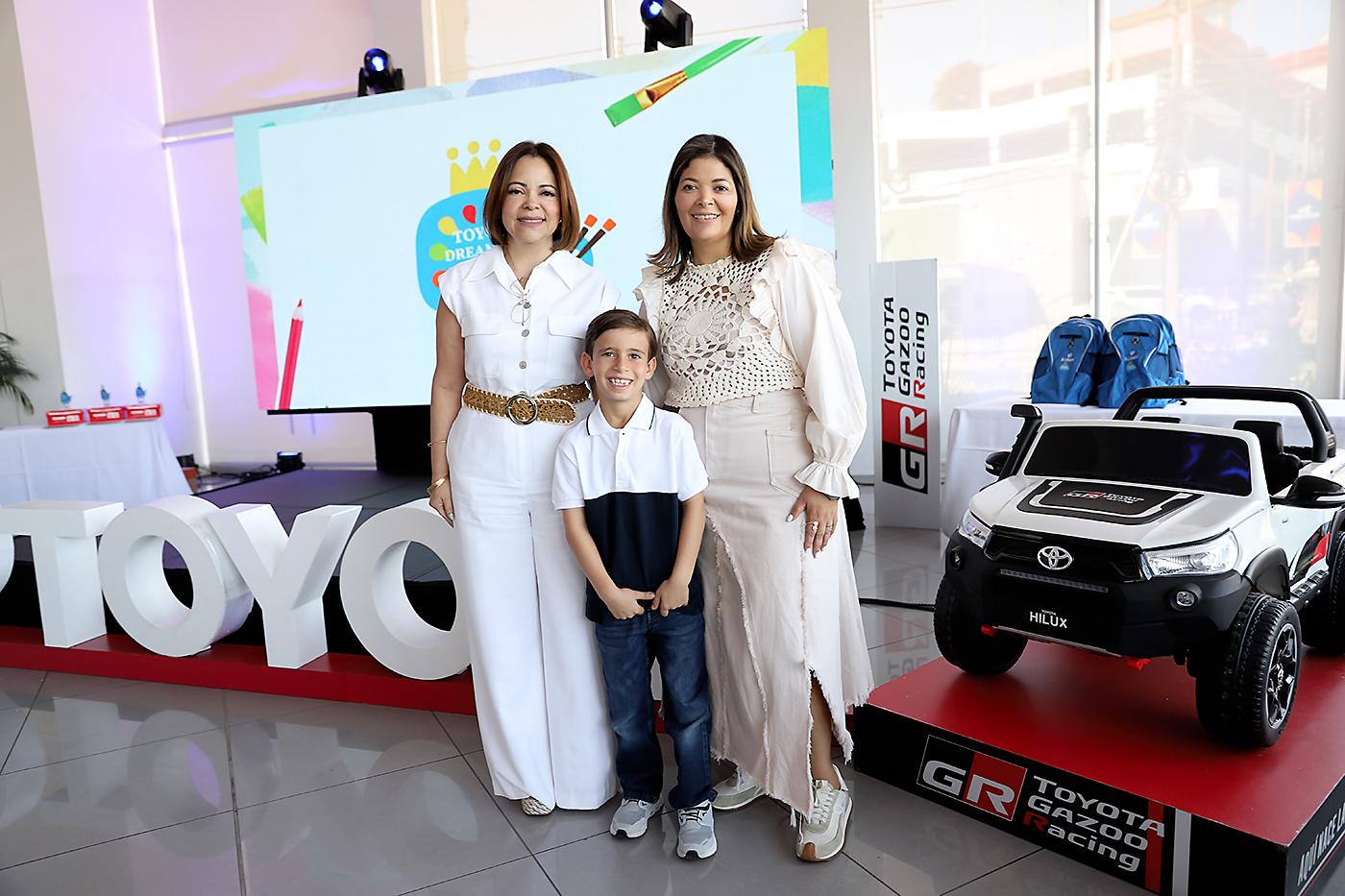 El concurso de arte “Toyota Dream Car” premia la imaginación futurista y el talento de la niñez hondureña