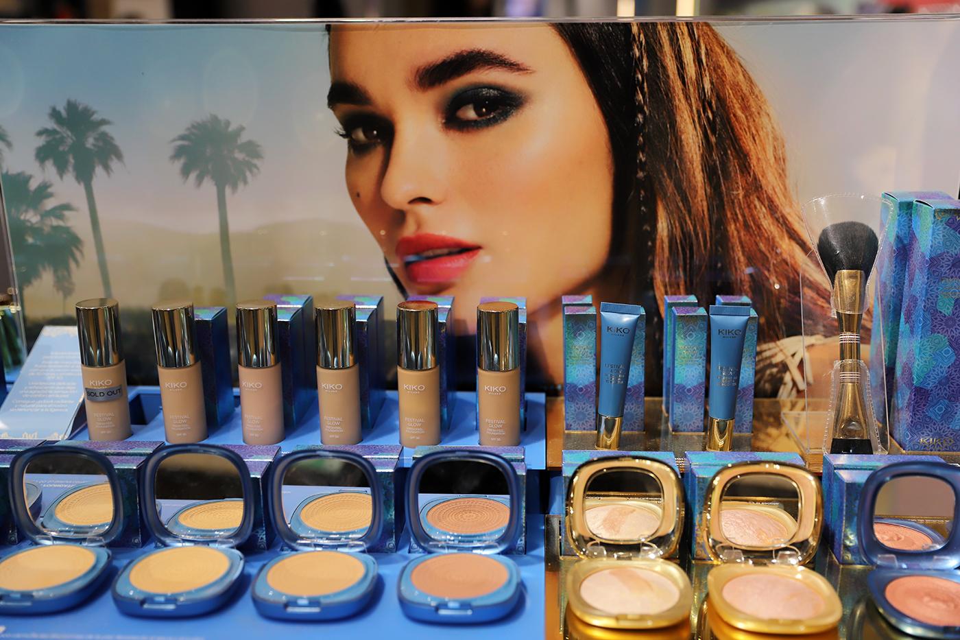 Festival Glow es una línea completa de productos de maquillaje, cuidado de la piel y accesorios a prueba de festivales para que puedas llevarla contigo desde el amanecer hasta el anochecer.
