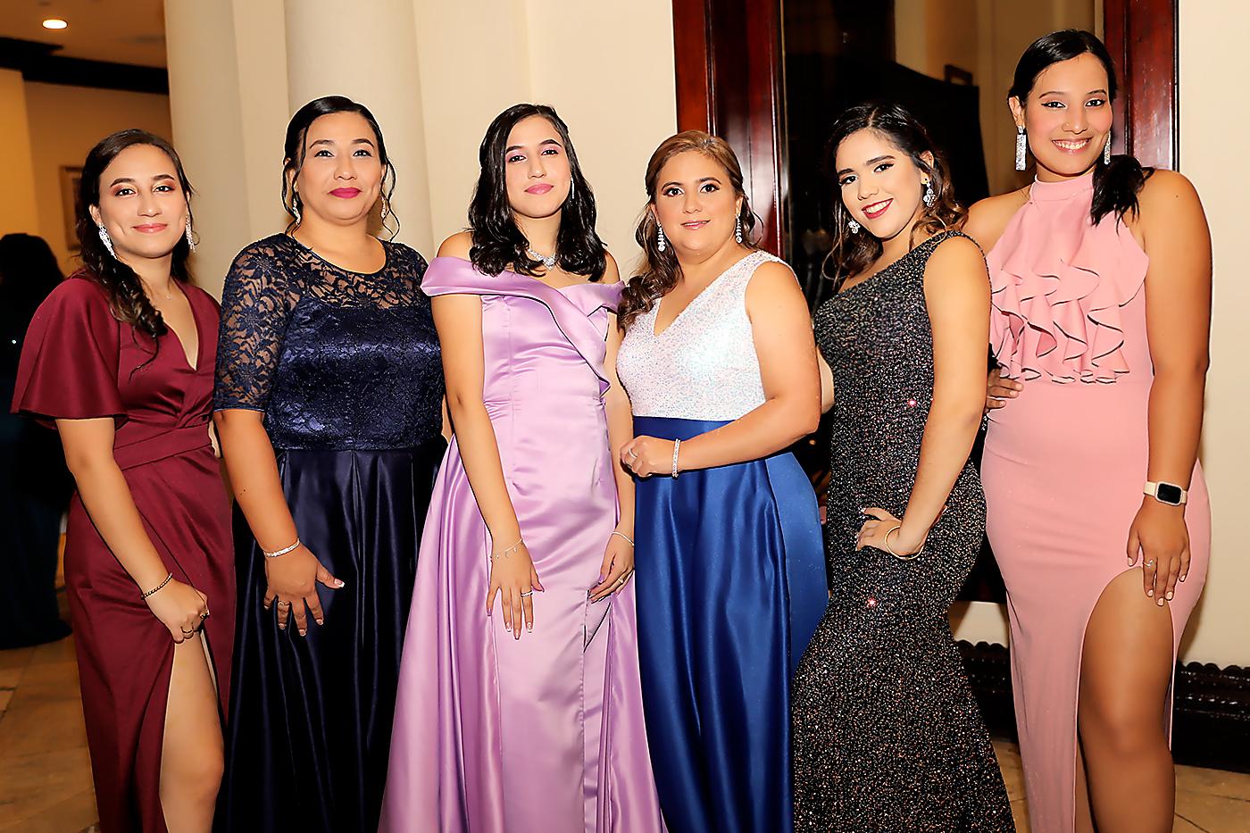 Fiesta en honor de los seniors de la Nashville School 2022