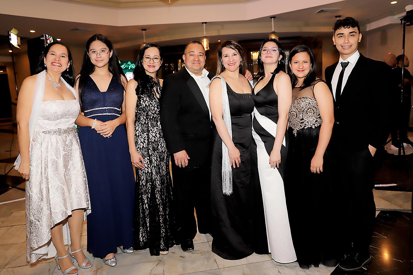 Así se vivió la PROM NIGHT 2023 de la Mayan School