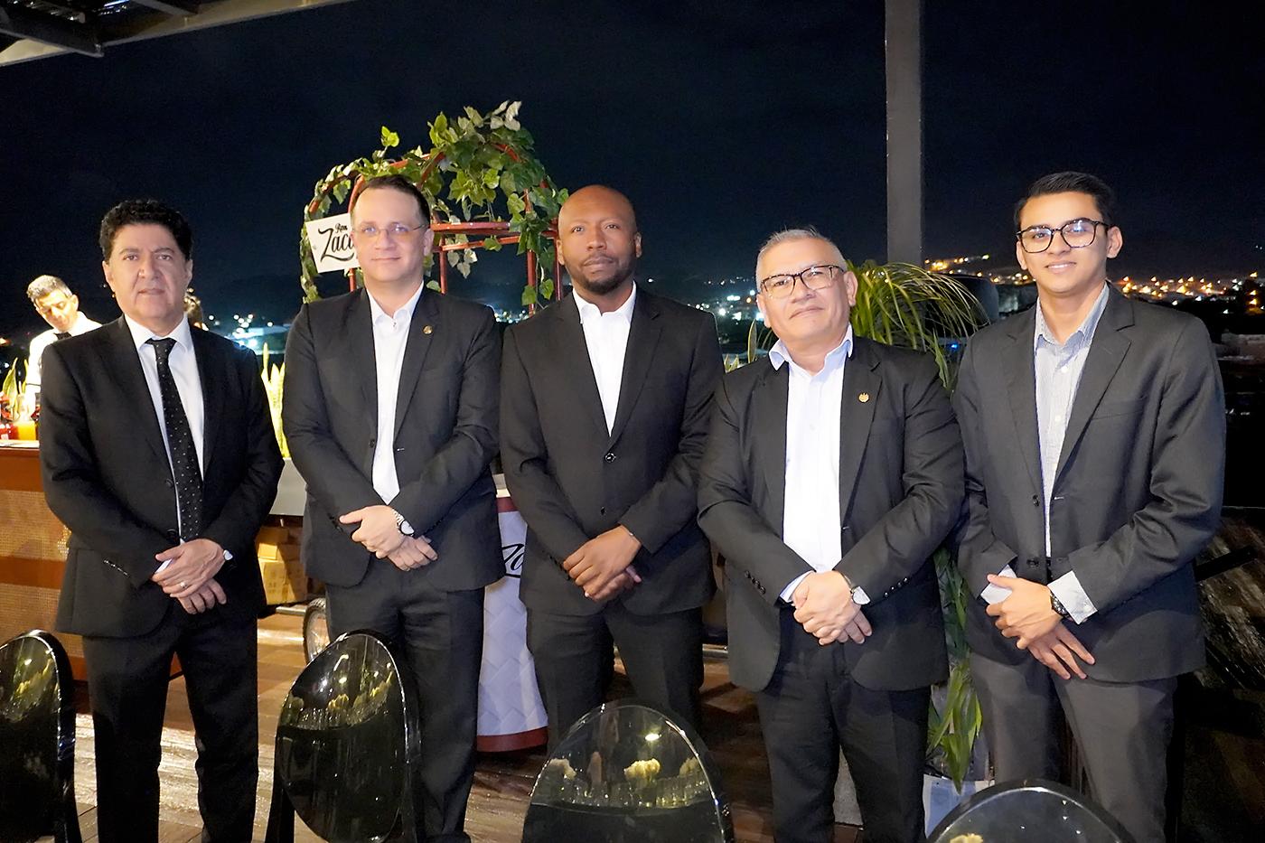 German Ortega, Charles Hernández, Jaime Campas, Jorge Umaña y Andrés Marroquín.