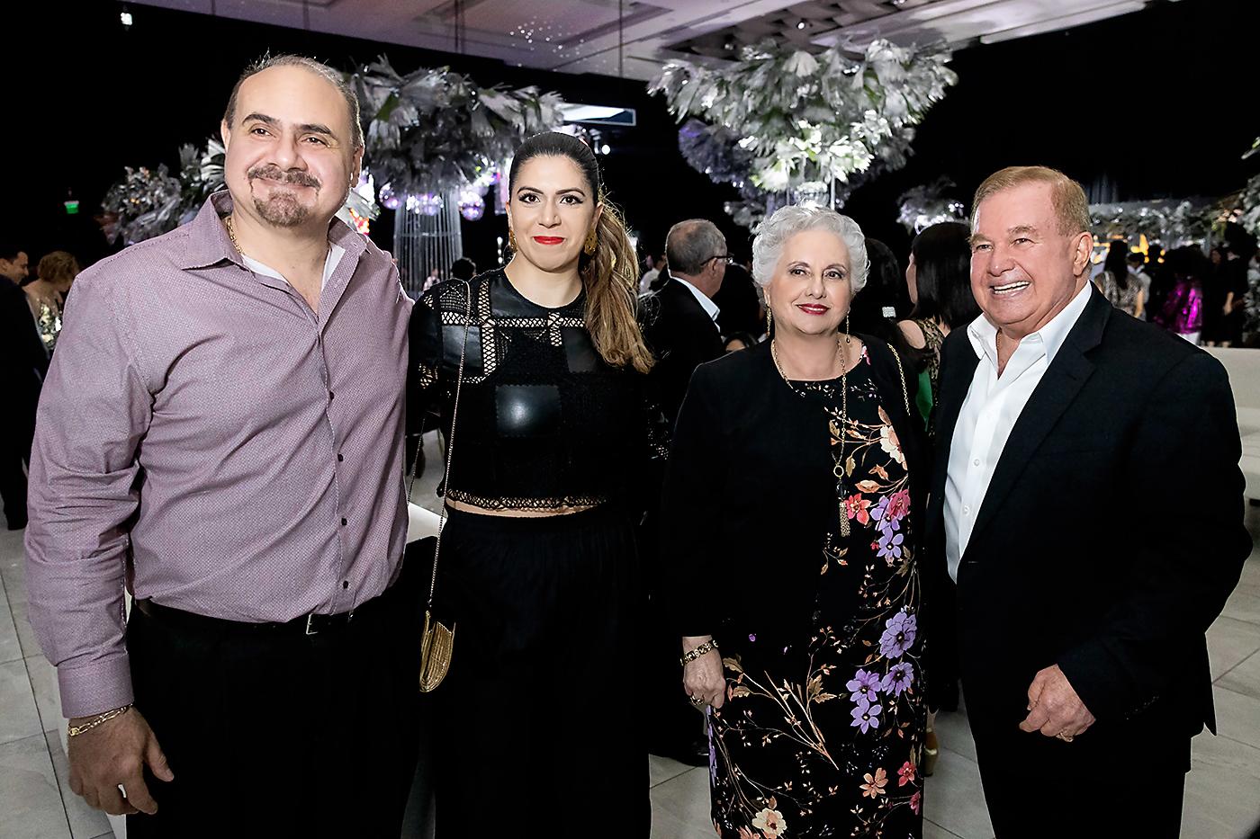 Yusef, Sandra, Georgina y Afif Diek