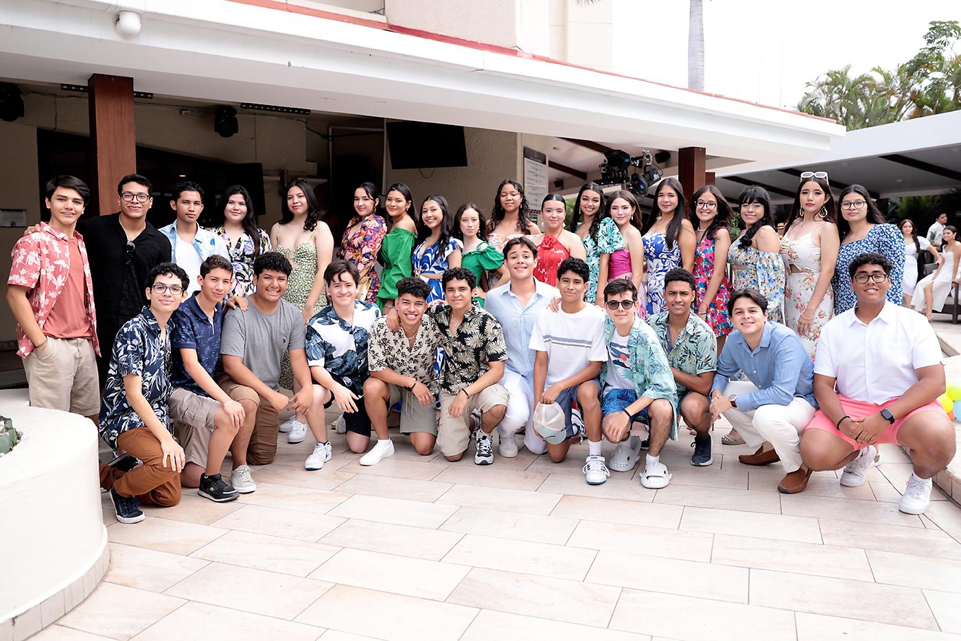 Los Senior 2024 The Mayan School