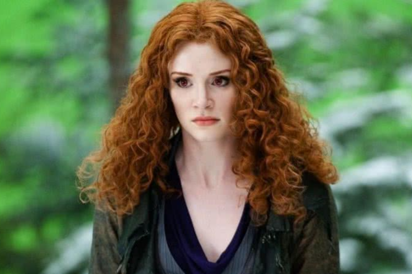Bryce Dallas Howard reemplazó a Rachelle Lefevre en el papel de <b>Victoria</b> para esta película. Lefevre había interpretado a Victoria en las dos primeras películas de la saga.