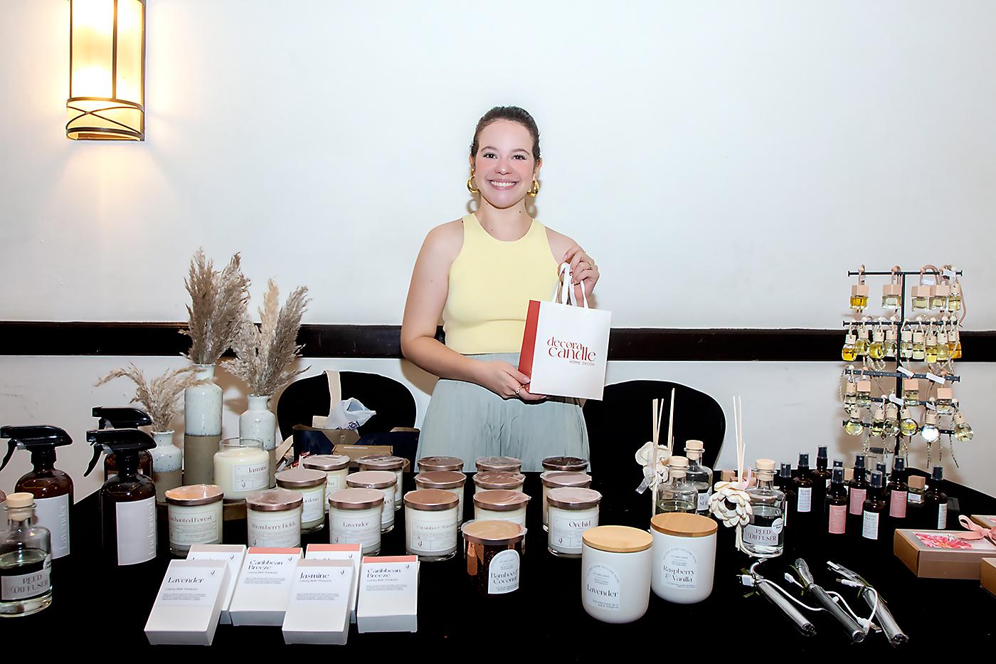 Marpia Polanco expuso su colección de velas Decora Candle.