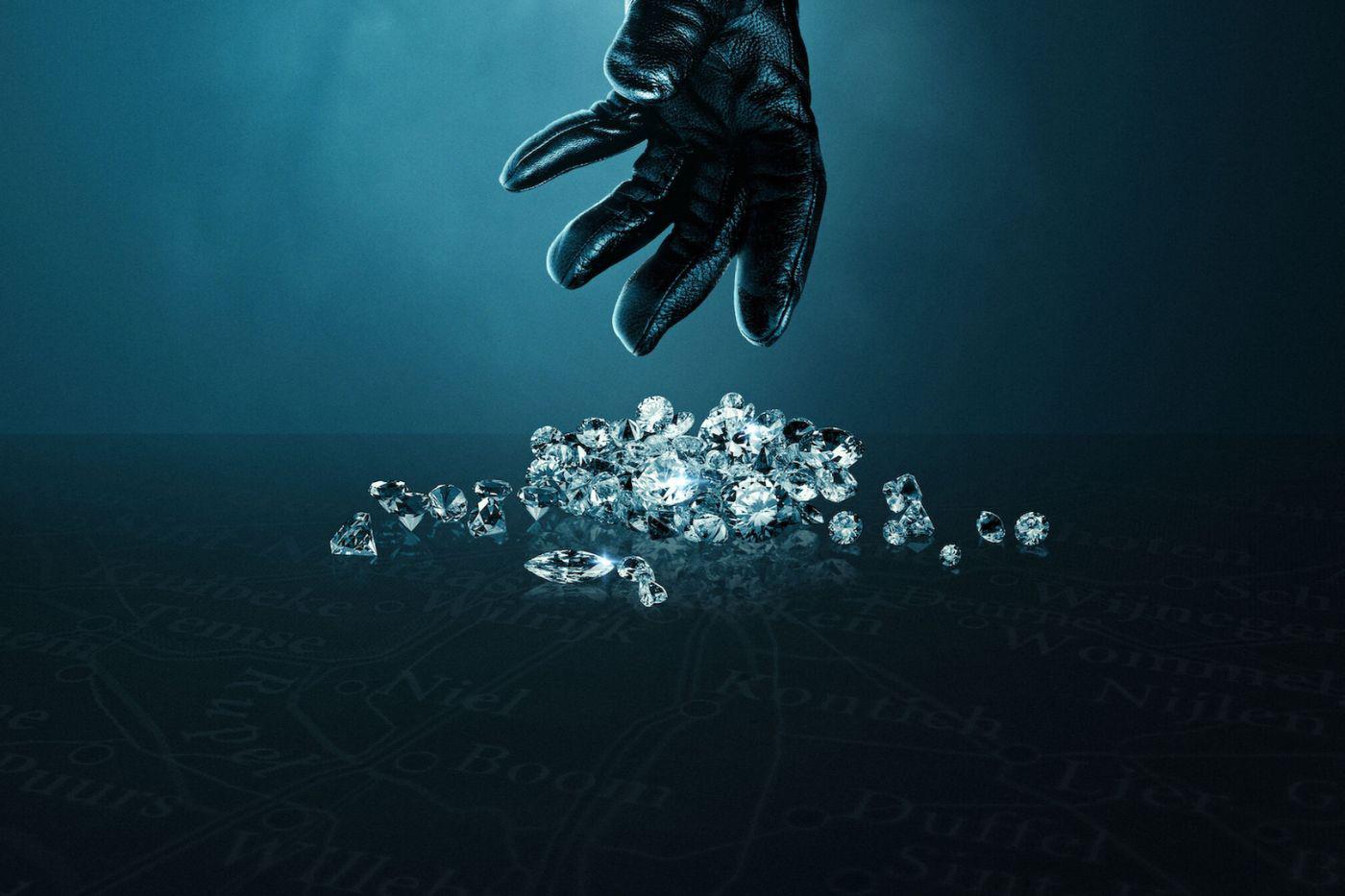 <b>Los diamantes de Amberes: El robo del siglo. </b>Este documental sigue los hechos reales del gran robo del Centro Mundial de Diamantes de Amberes. Podrás ver la investigación por parte de la policía y la búsqueda de identidad de cada uno de los responsables. Llega a Netflix el 8 de agosto de 2025.