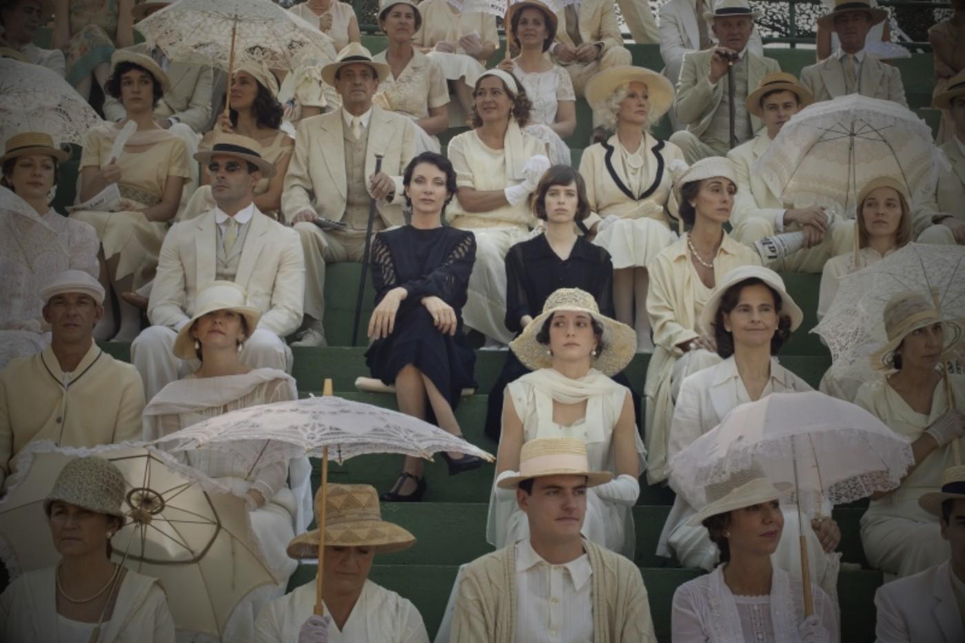 La Virgen RojaDisponible en Prime Video desde el 5 de diciembre. La virgen roja se basa en la vida real de Hildegart Rodríguez Carballeira, la española nacida en 1914 considerada una niña prodigio y que tuvo una exigente madre que la quiso convertir en un modelo de mujer del futuro.