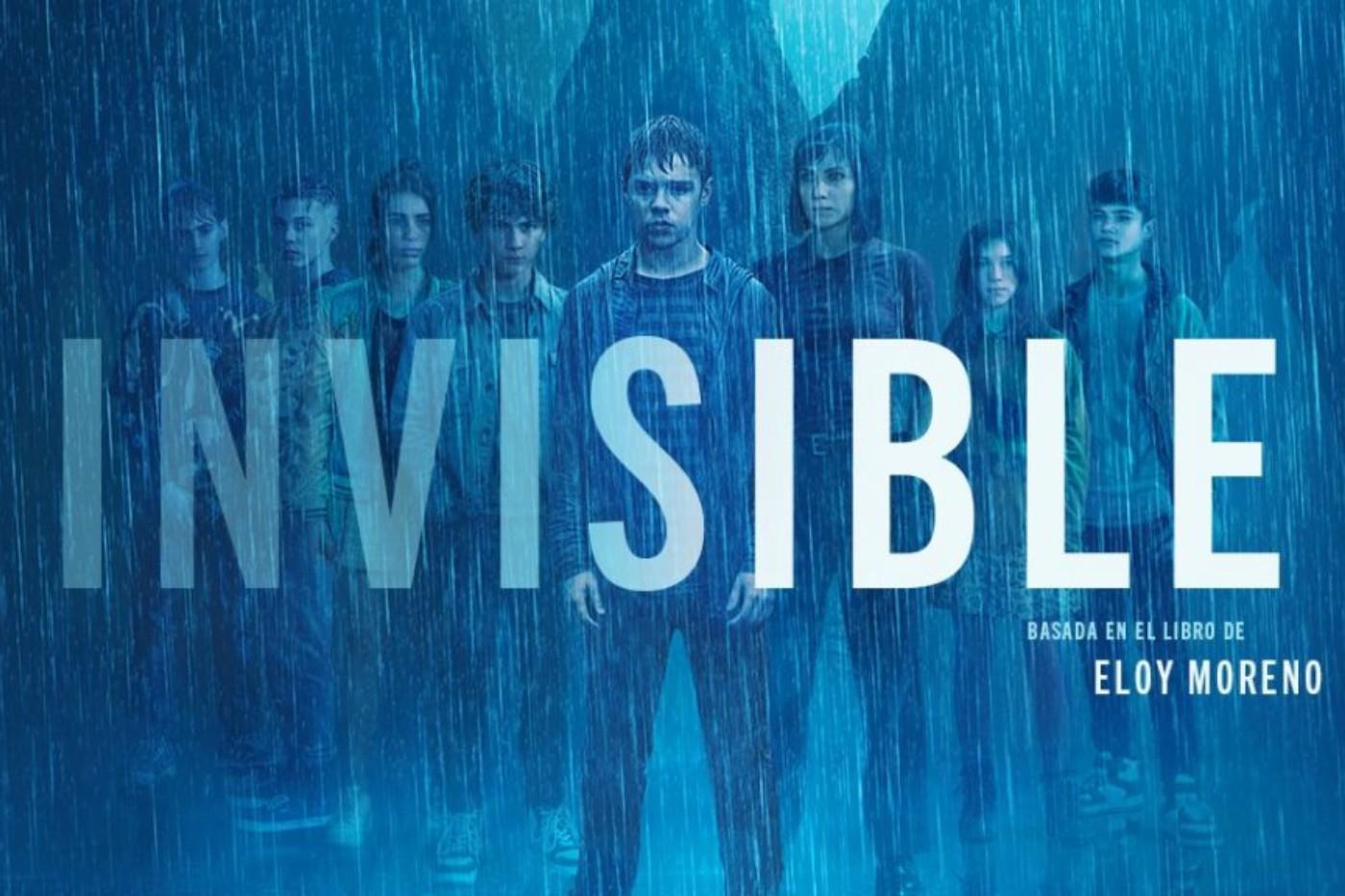 InvisibleDisponible en Disney+ desde el 13 de diciembre. Una serie de 6 episodios que cuenta la historia de Capi, un chico de 12 años con una vida normal, que sufre un terrible accidente que le ocasiona un severo estrés postraumático.