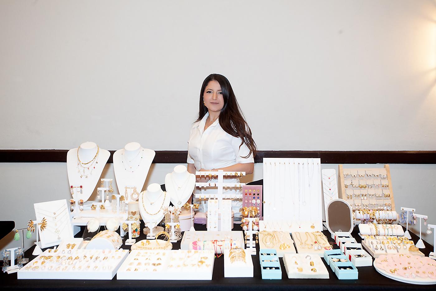 Melody Alvarenga y su tienda virtual MG.