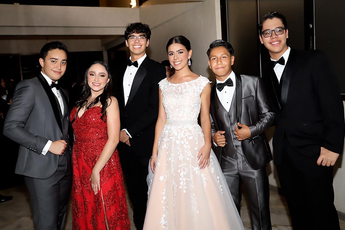 Los prom looks de los seniors 2023 de Macris School