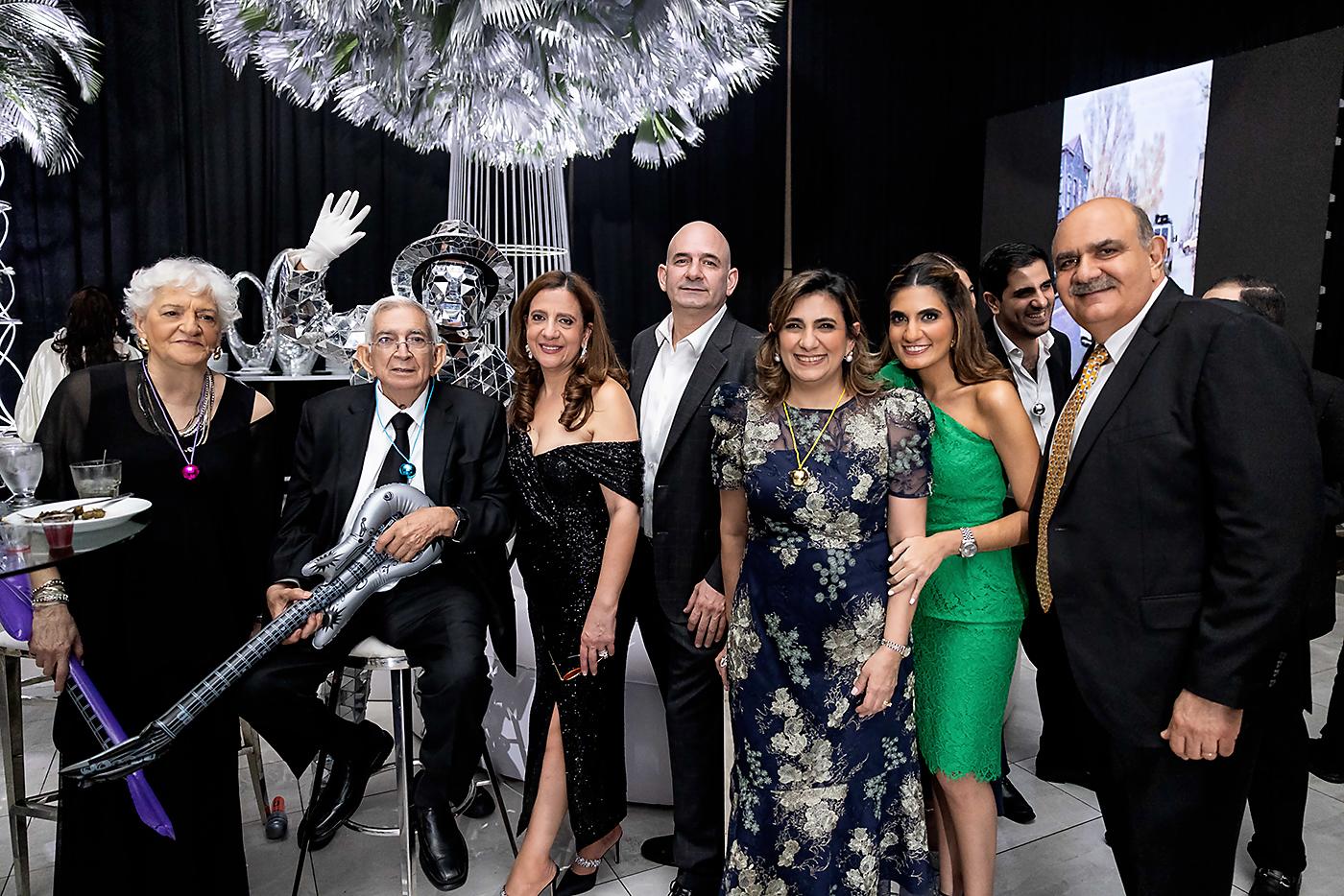 Leyla y Ricardo Gabrie, Jacky de Diek, Ricardo Gabrie, Giselle Mitri, Natalie Mitri y Johnny Mitri