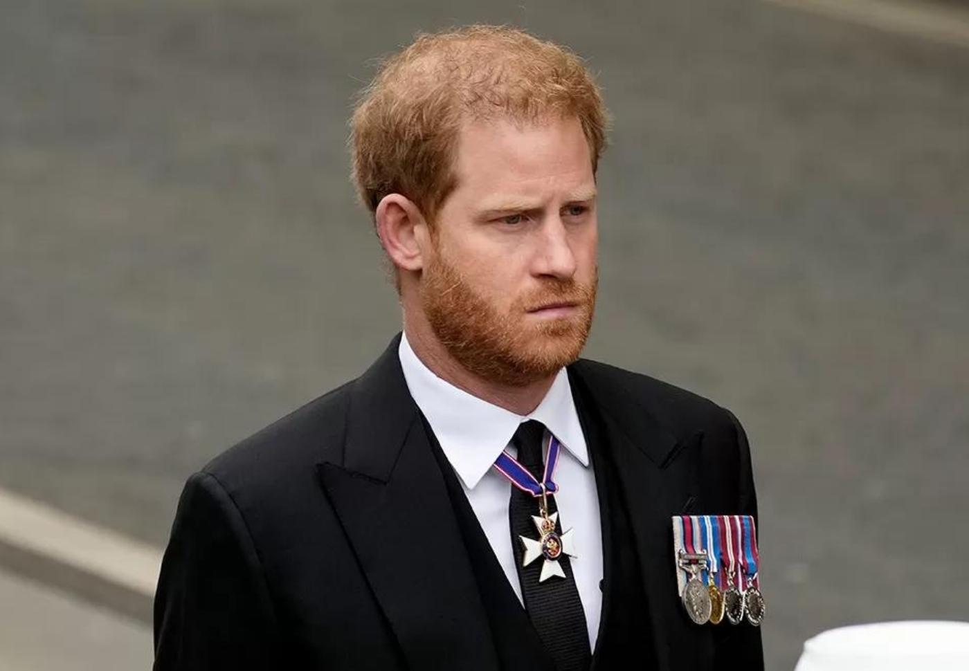 La familia real llega a la Abadía de Westminster para el servicio fúnebre de la reina Isabel II