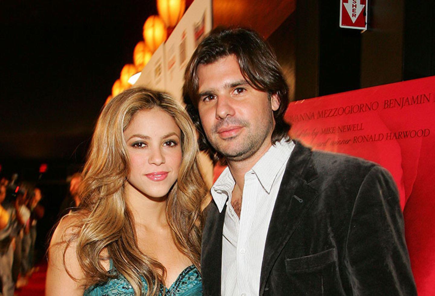 Antonio de la Rúa demando a la artista Shakira por considerar que durante los años que estuvieron juntos abandonó su propia carrera para dedicarse a la de su novia