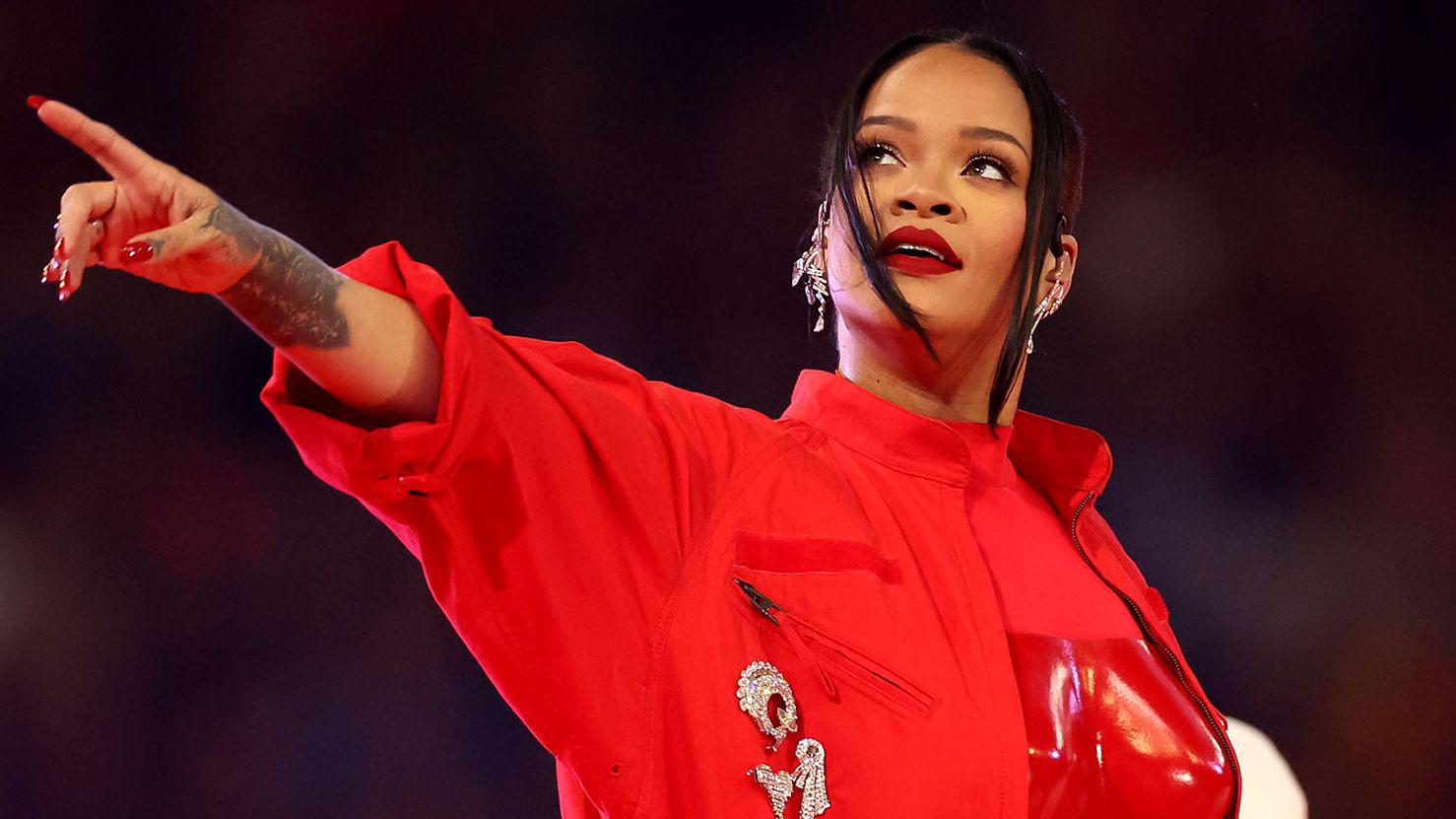 Rihanna, nacida en 1988, también cumple con las características que brinda la astrología china para los individuos nacidos en el año del dragón.