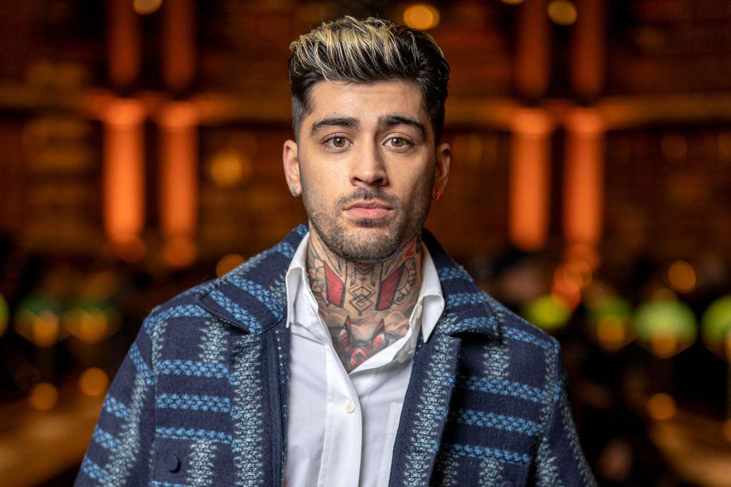 <b>Zayn Malik</b>Tras su ruptura con Gigi Hadid, el cantante de Pillowtalk se ha concentrado en su música y en su papel como papá. Así que, por ahora, sigue estando en la lista de solteros irresistibles.