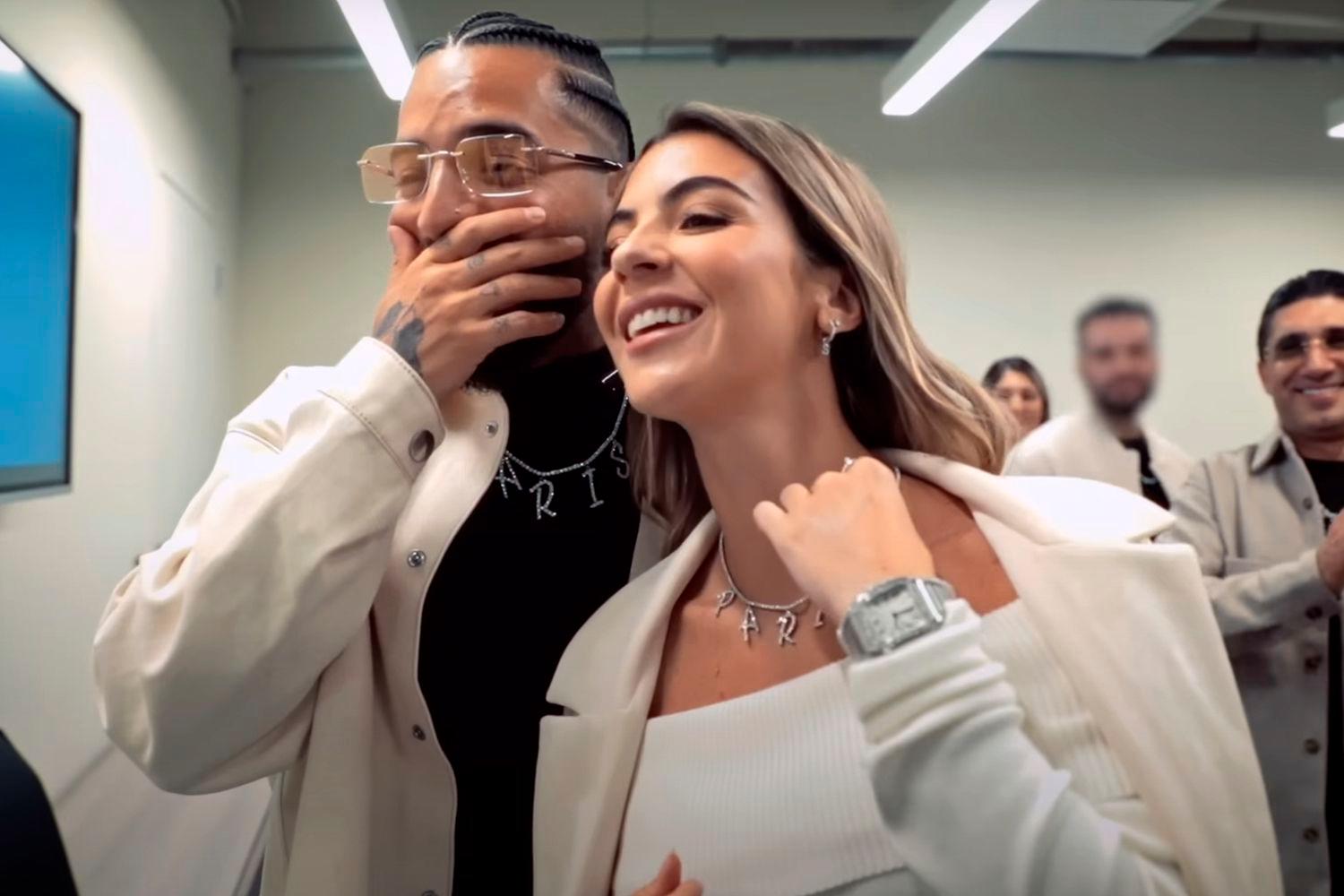 A través del video musical de “Procura”, Maluma reveló que él y su novia estaban a la espera de su hija juntos, quien se llegaría a llamar París.