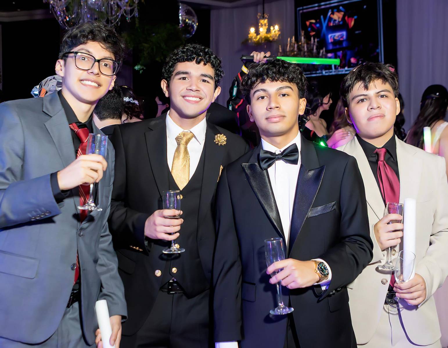 Fiesta de la prom 2026 de Antares y Aldebarán
