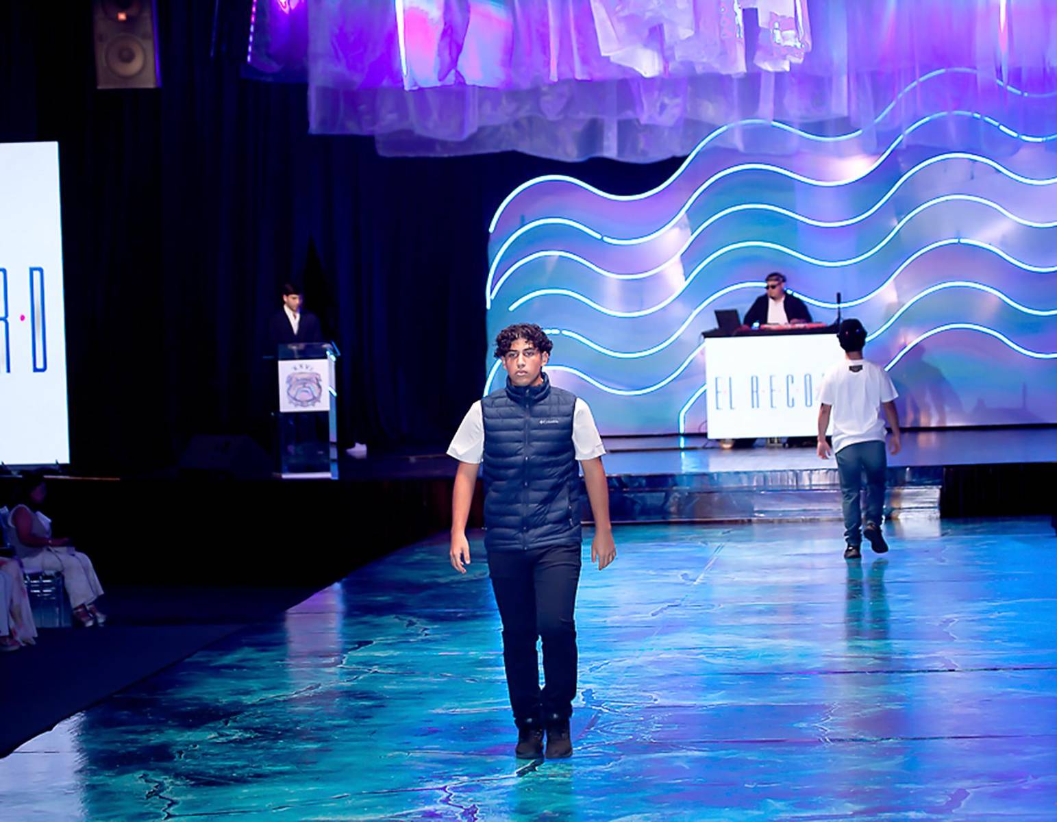 Senior Fashion Show 2026 de la Escuela Internacional Sampedrana, parte 2