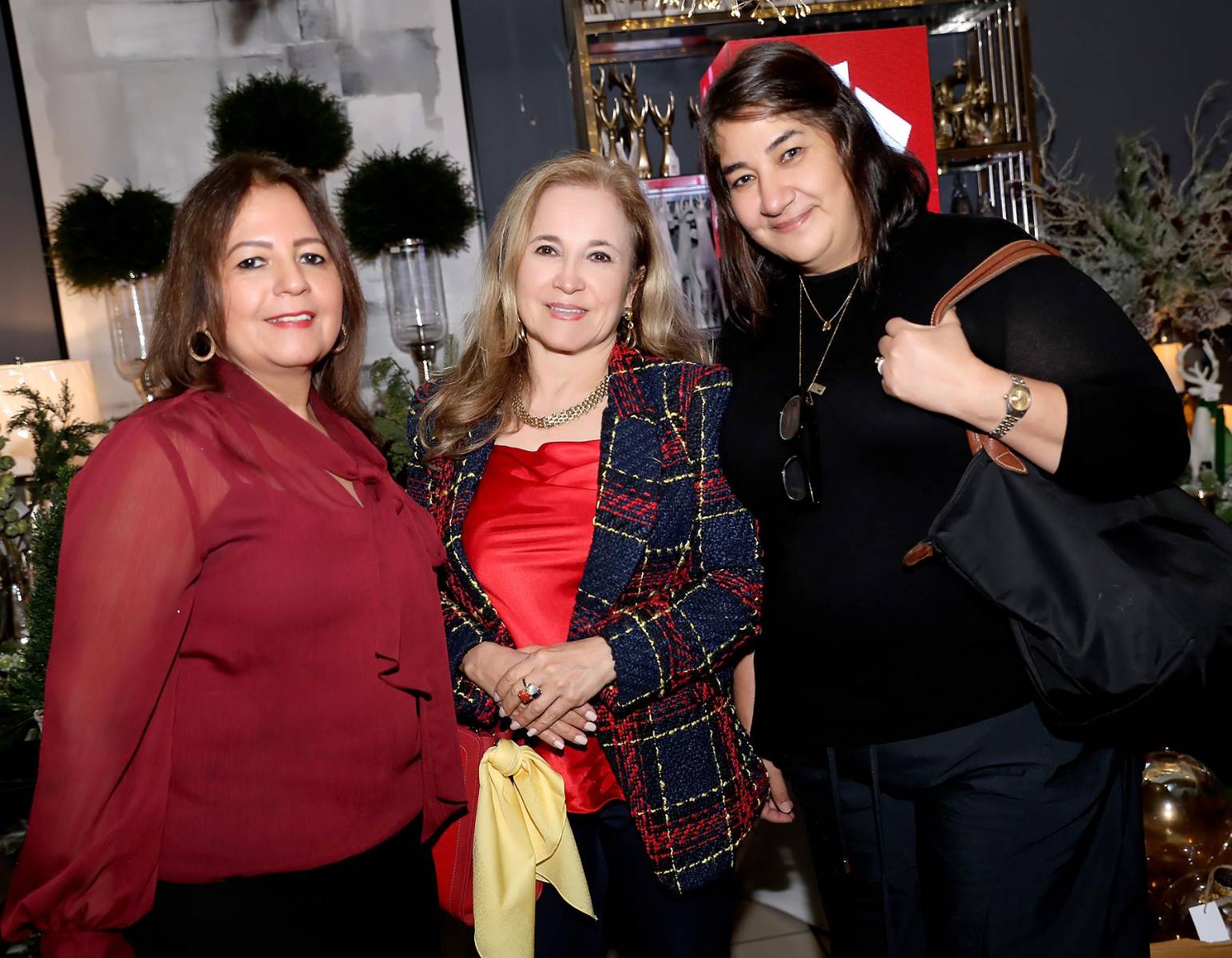 Silvia Valladares, Miriam Fernández y Ana Rubi. 