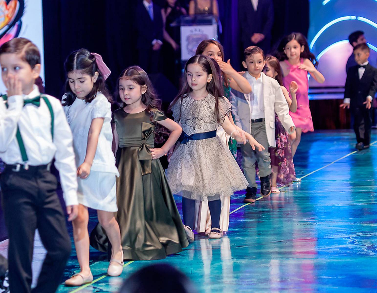 Senior Fashion Show 2026 de la Escuela Internacional Sampedrana, parte 3