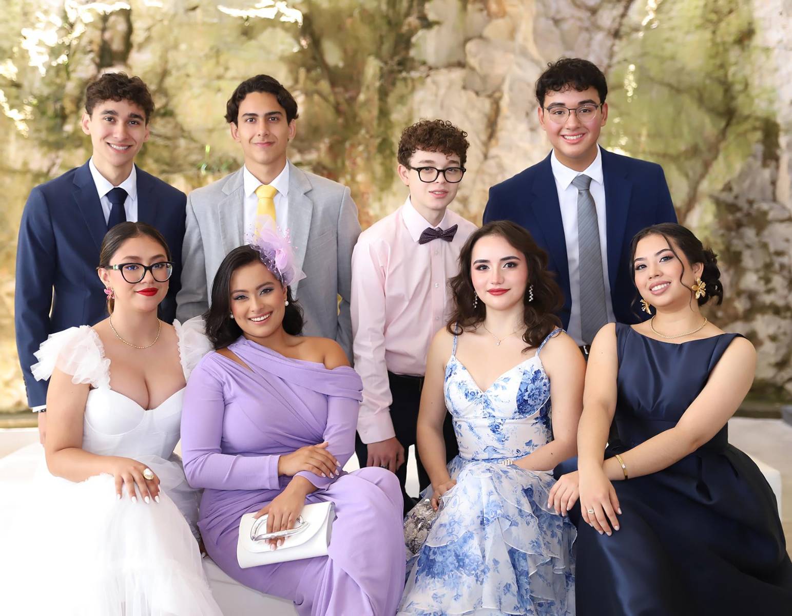 Mario Pineda, José Santiago Flores, Filippo Espinoza, Mario Funes, Adriana Andino, Rebeca Castillo, Chiara Giarelli y María José Padilla.