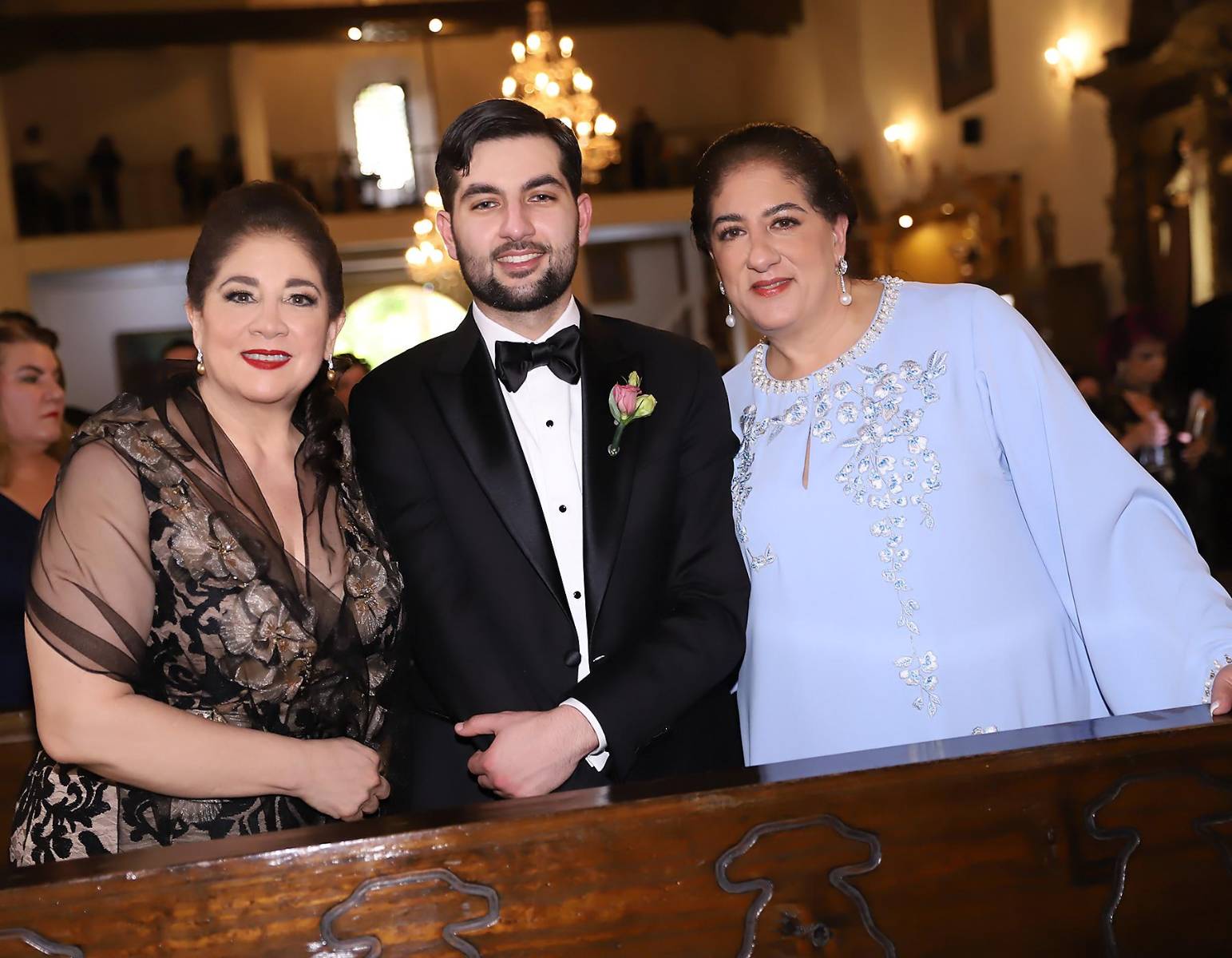 Así fue la boda eclesiástica de Ivana Lagos y Jacobo Waincier Canahuati