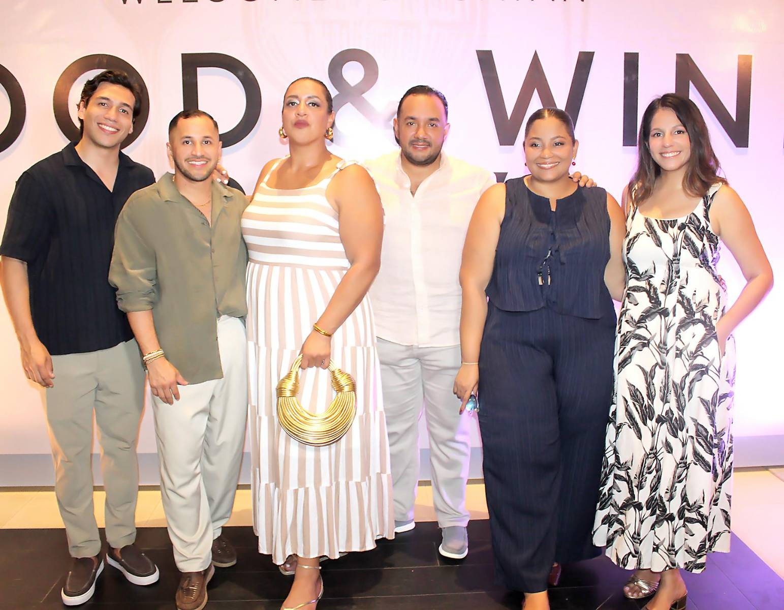 Roberto Zelaya, William Galeas, Stephanie Zablada.