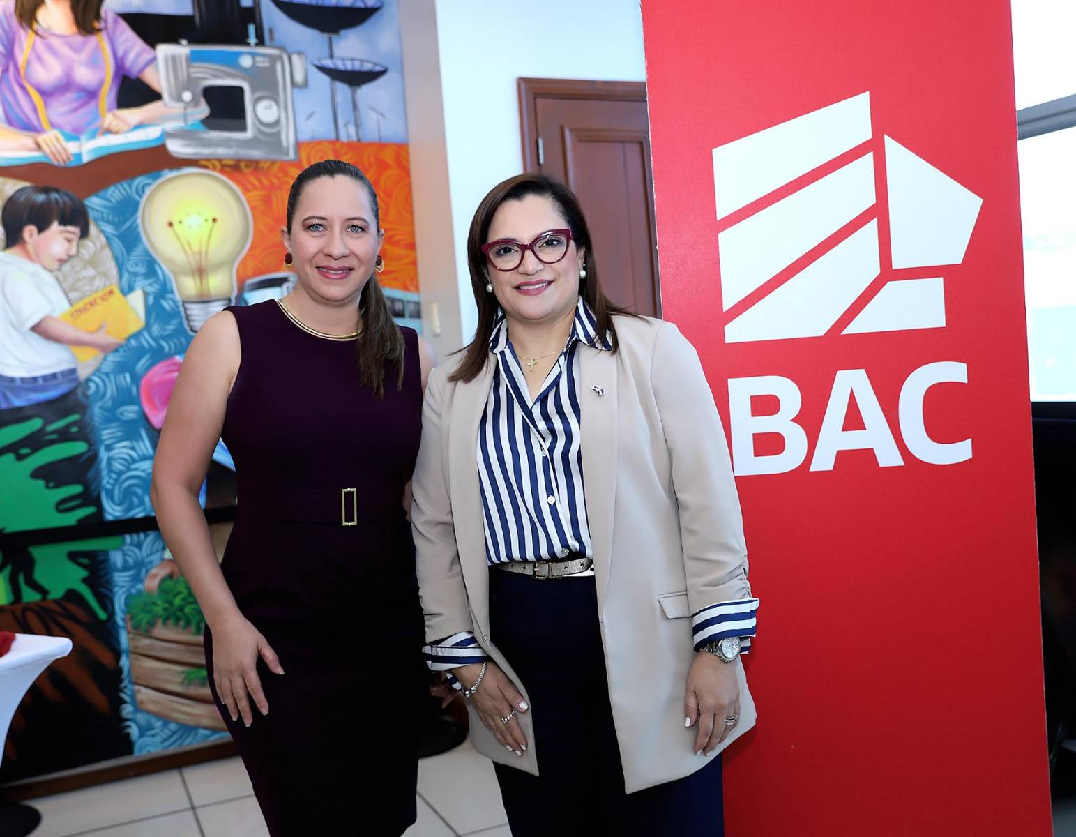 Nicole Marrder y Eyby Aguirre.