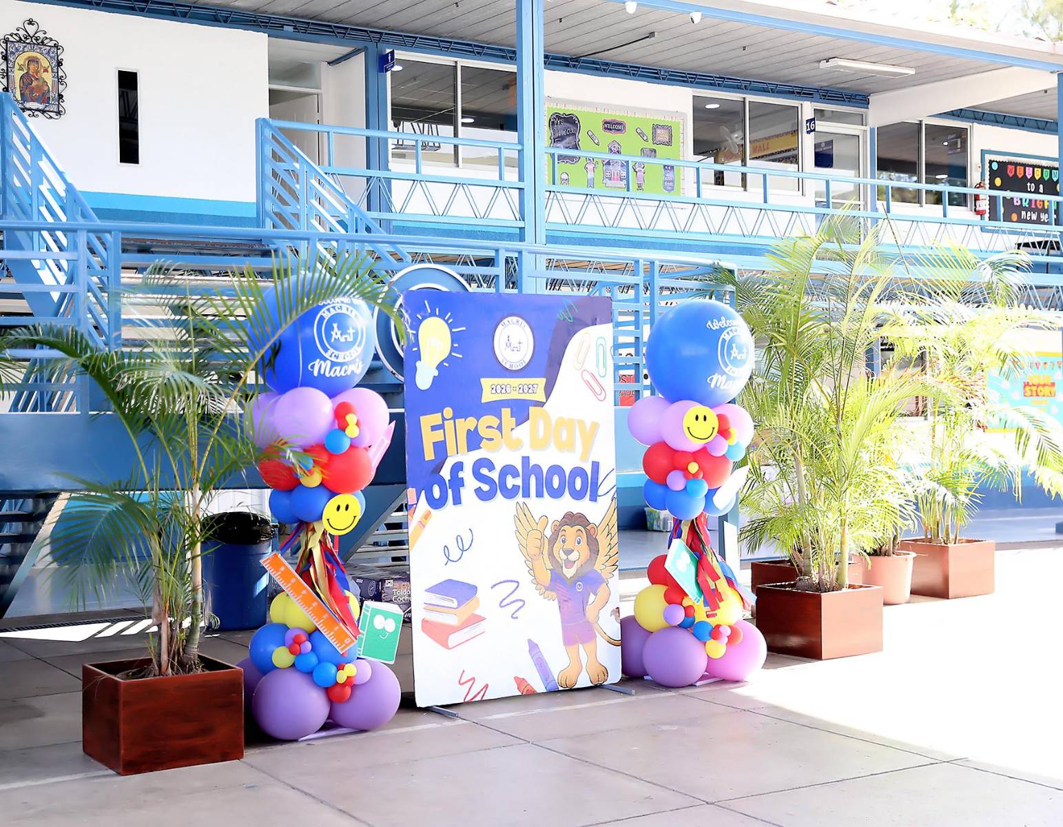 First Day of First Grade de Macris School