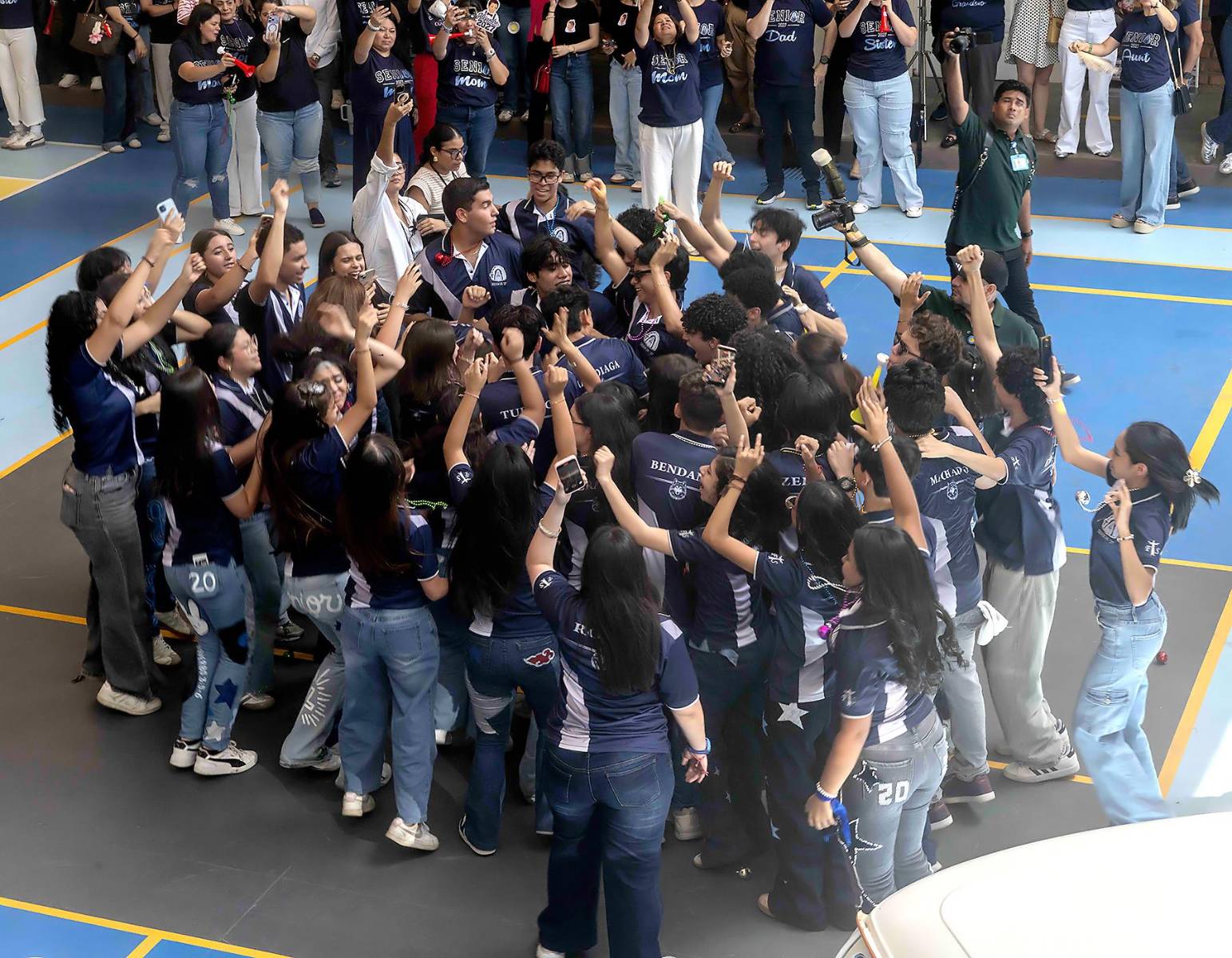 Senior Entrance 2027 de la Franciscan School