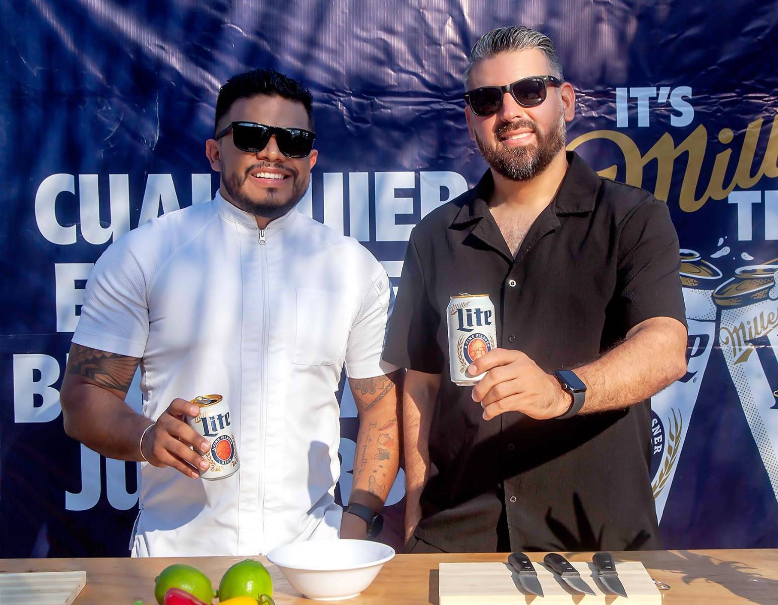 Los chefs: Roberto Espinal y Javier Tabora.
