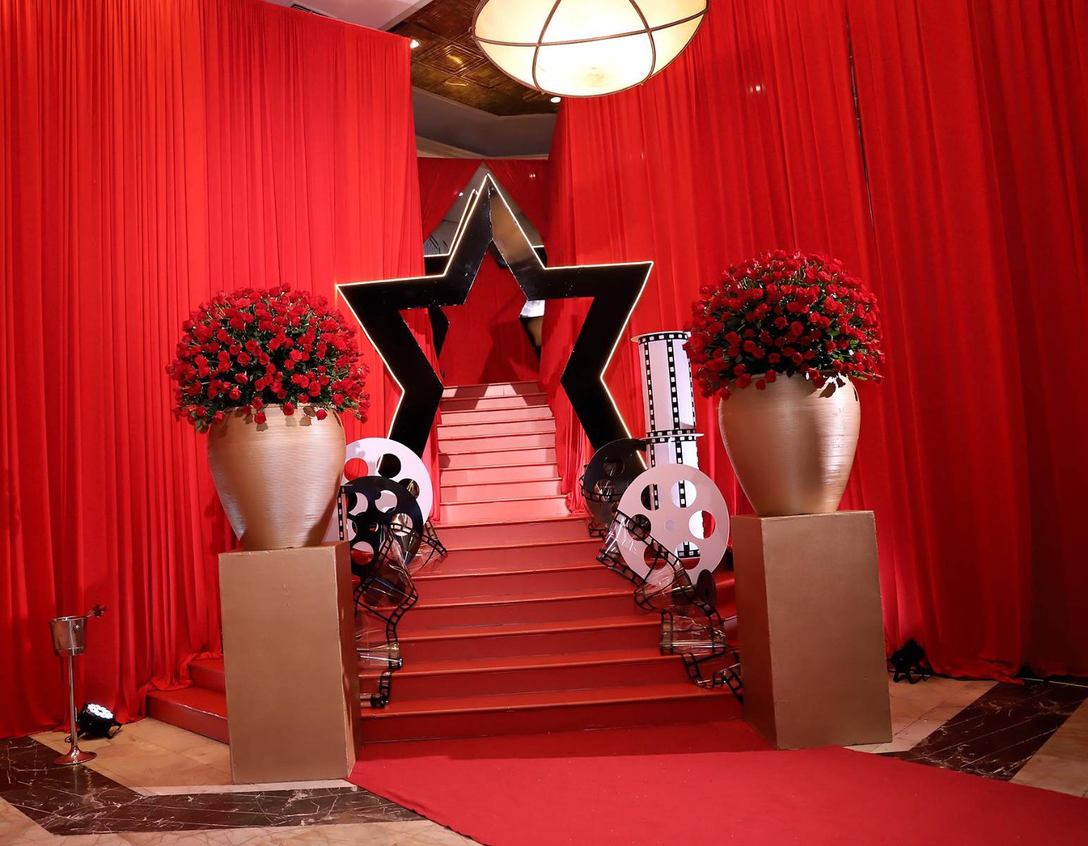 Fiesta de la prom 2025 del Instituto San José del Carmen