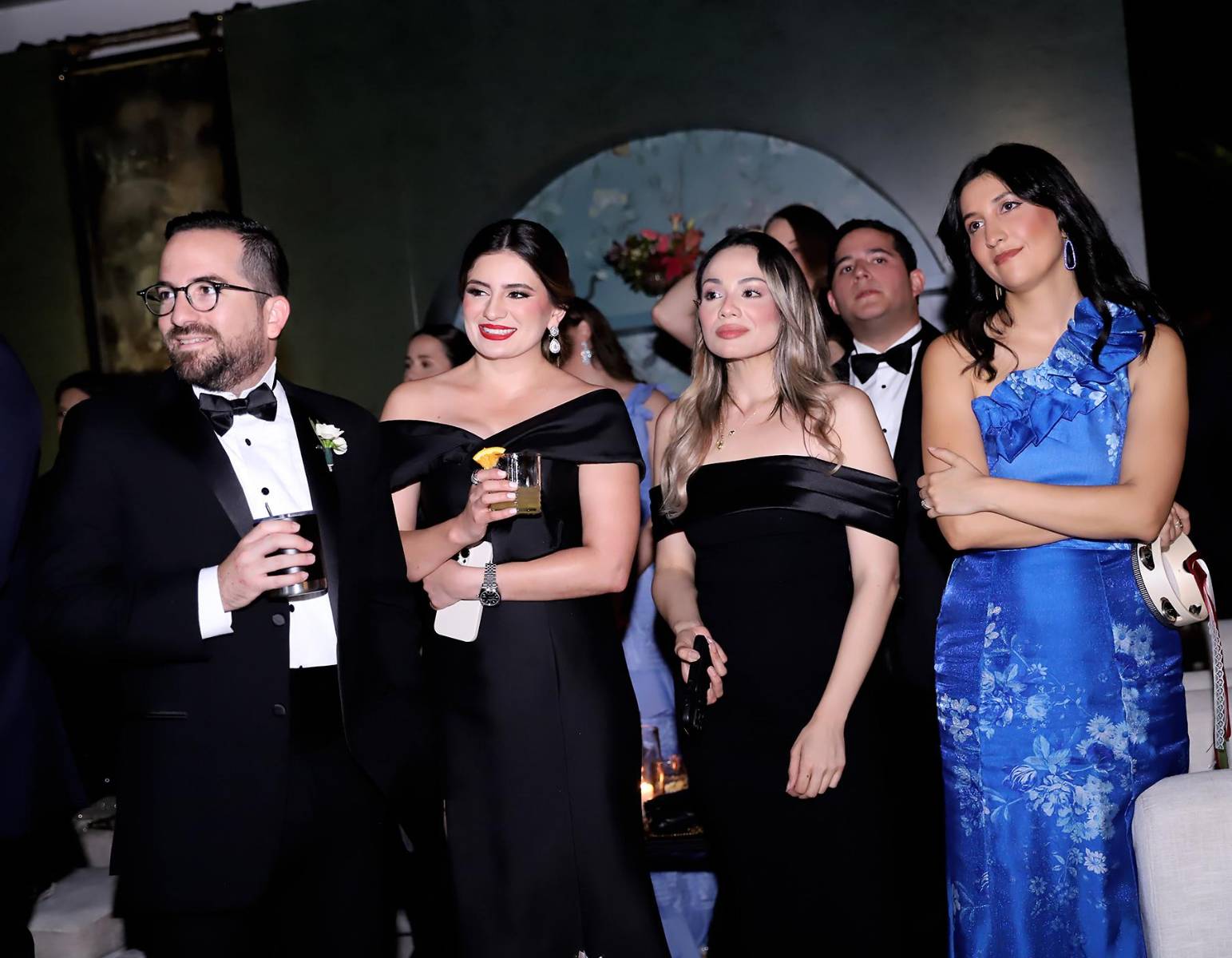 Gabriel Balladares, Mónica de Balladares, Nazareth Borjas, Jimena Zepeda de Torres.