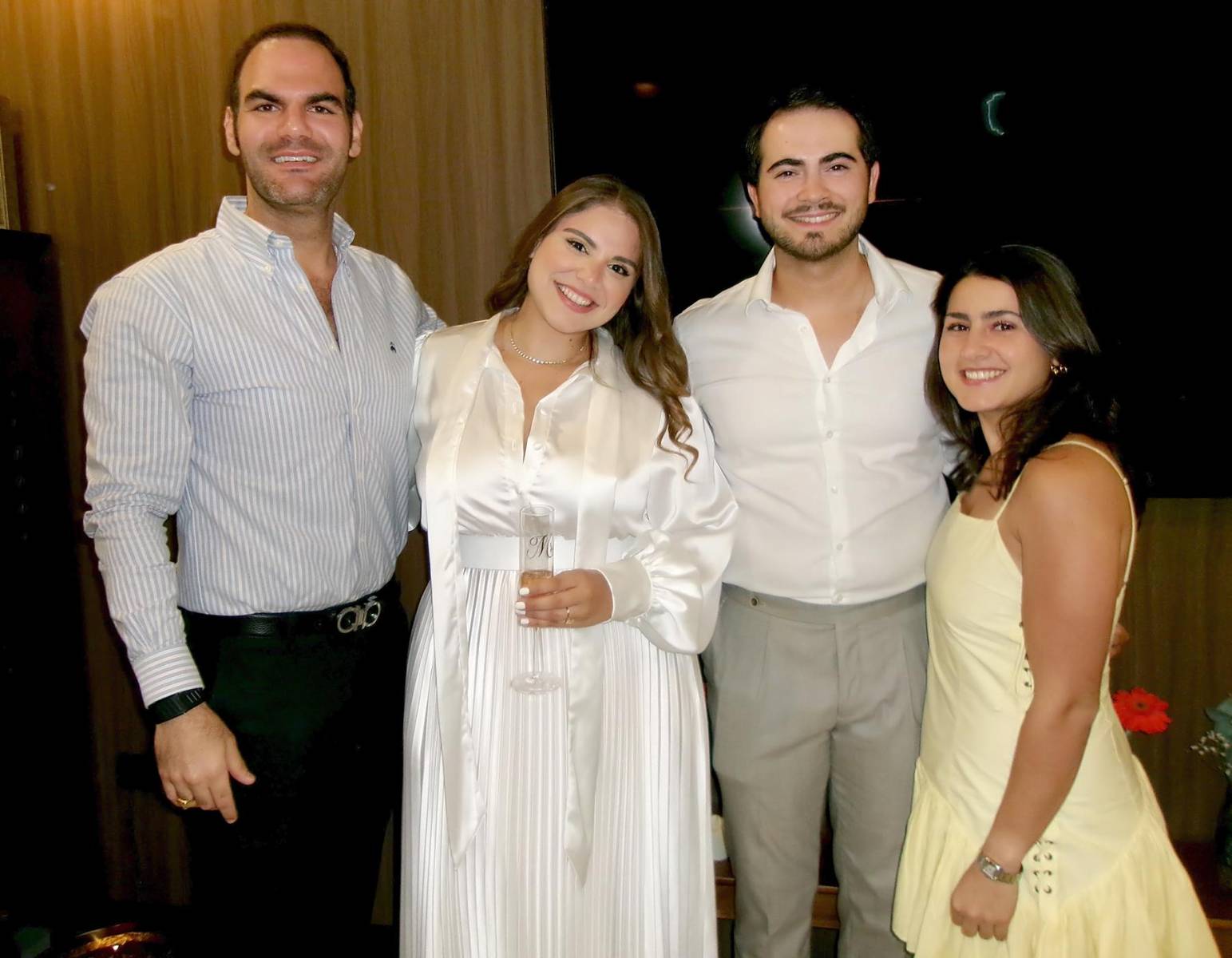 Así fue el compromiso de Valerie Boadla y Carlos Rojas